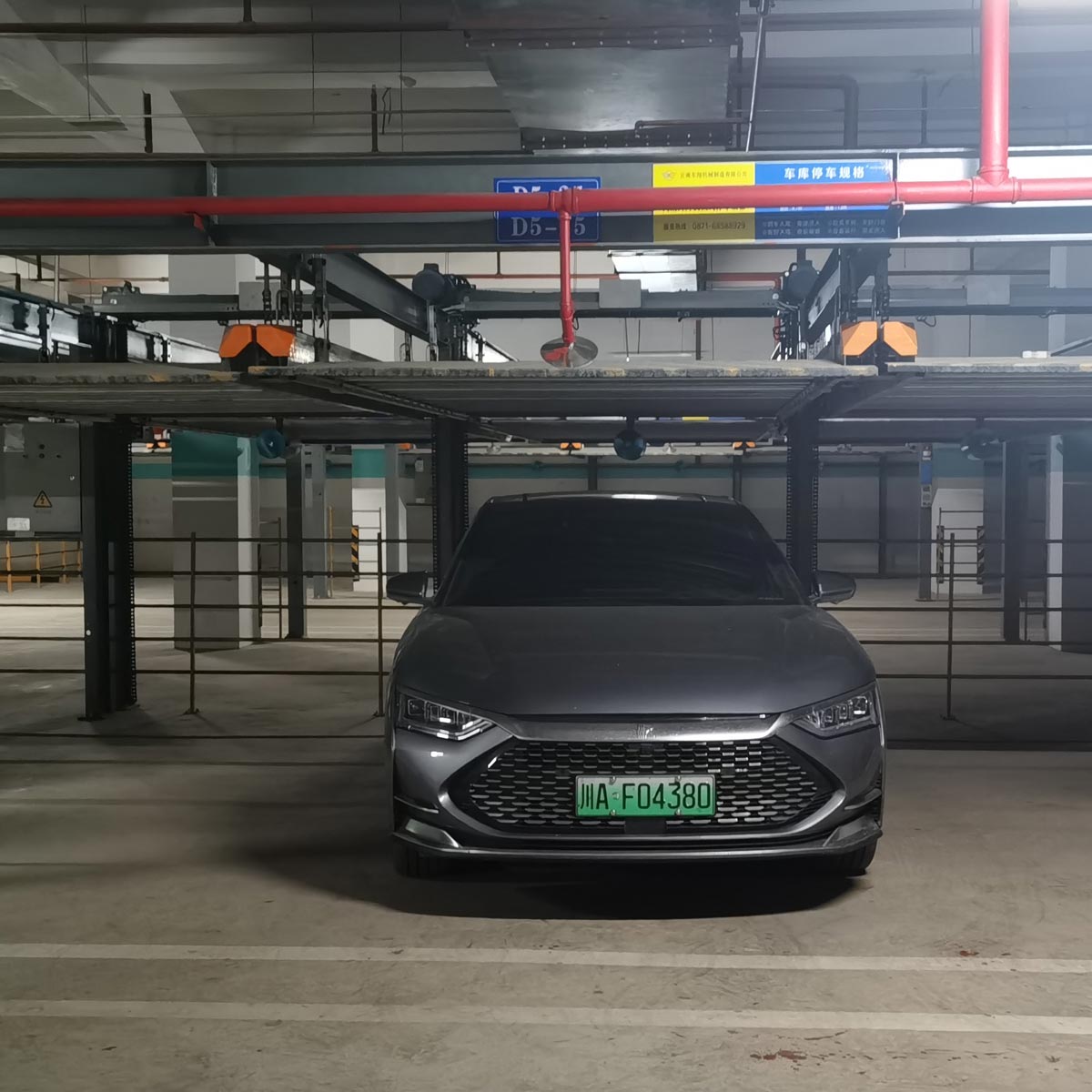 沾益四立柱簡易升降式立體停車設(shè)備